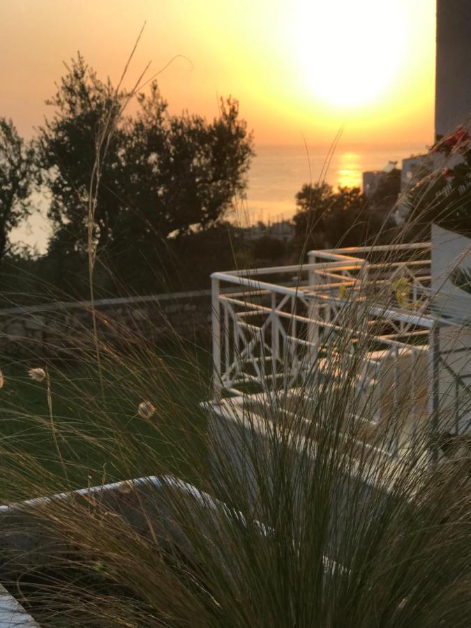 Villa 61 Sea And Sunset View Дхерми Экстерьер фото